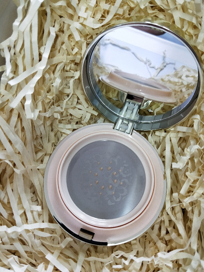 苏秘空气质感光彩镜垫粉底液怎么样哪个好是哪个国家的品牌，推荐,第5张