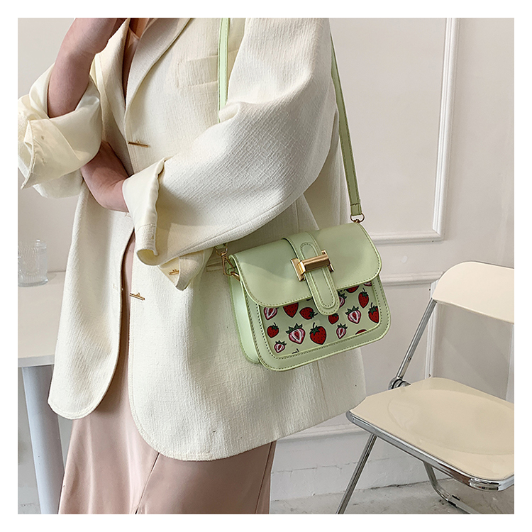 Women's Small Pu Leather Fruit Strawberry Cute Streetwear Square Magnetic Buckle Shoulder Bag display picture 26