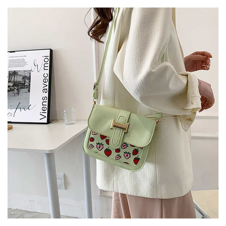 Women's Small Pu Leather Fruit Strawberry Cute Streetwear Square Magnetic Buckle Shoulder Bag display picture 25