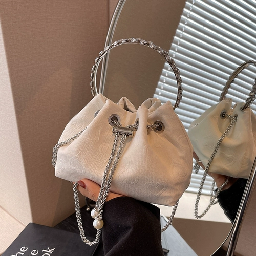 艾米兔 Женская сумка 2025 Новый стиль в западном стиле пригородной пассажир