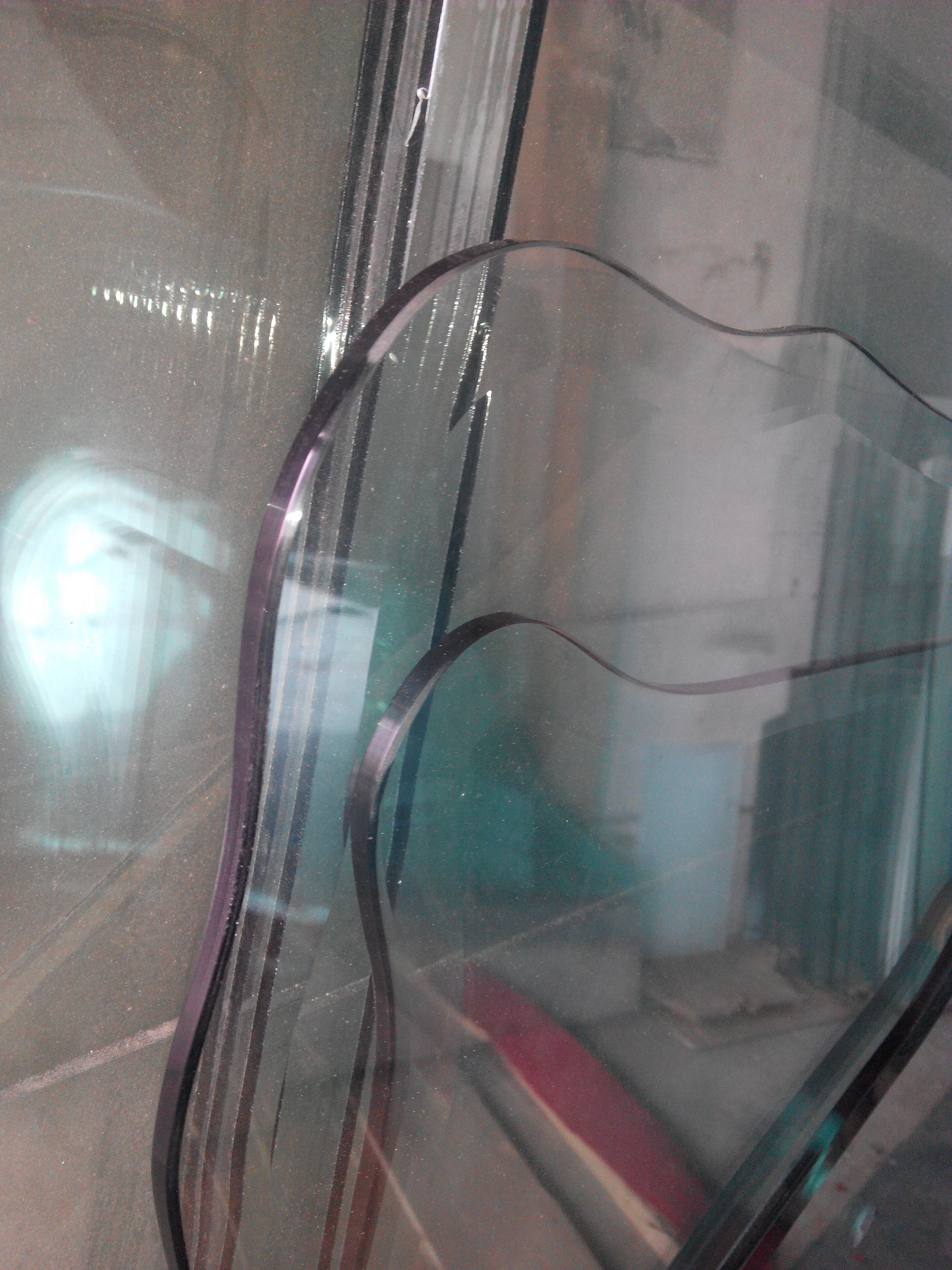 Beijing 5-12-percent European-style table cutting edge duck-billed edge-shaped roundtable ultra white tempered glass custom anti-burn and explosion protection