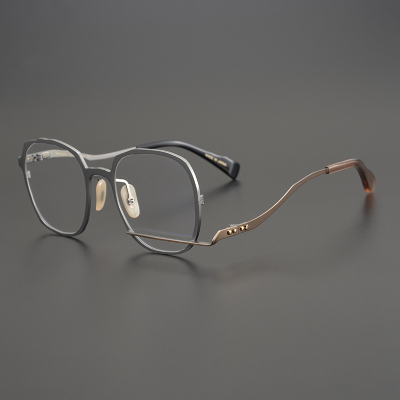 High-End Light Luxury Model! Japanese Designer Irregular Pure Titanium Ultra-Light Retro Unisex Prescription Eyeglass Frames