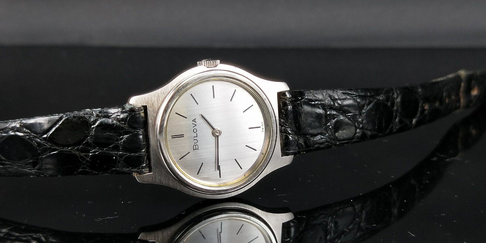 70s inventory brand-new antique Swiss old card treasure @ Luhwa two-pin-hand necklace with mechanical ladies' watches