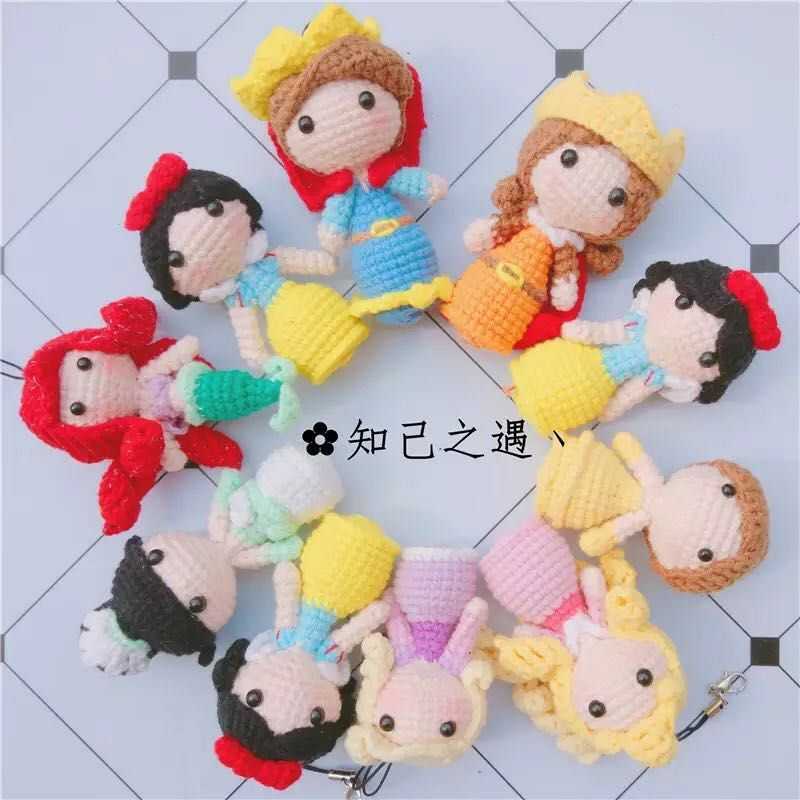 Mango Family Diy Pure Hand Crochet Hook Crochet Small Princess Series Pendants Wool Wire Doll Finished Product