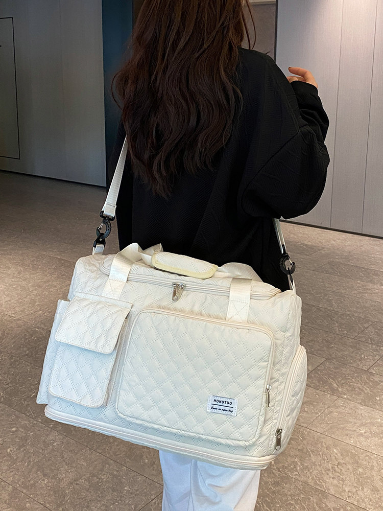 Short-Distance Travel Bag, Gym Bag, Single-Shoulder Crossbody Storage Yoga Bag, Large Capacity Travel Bag with Wet and Dry Separation, Can Be Attached to a Trolley