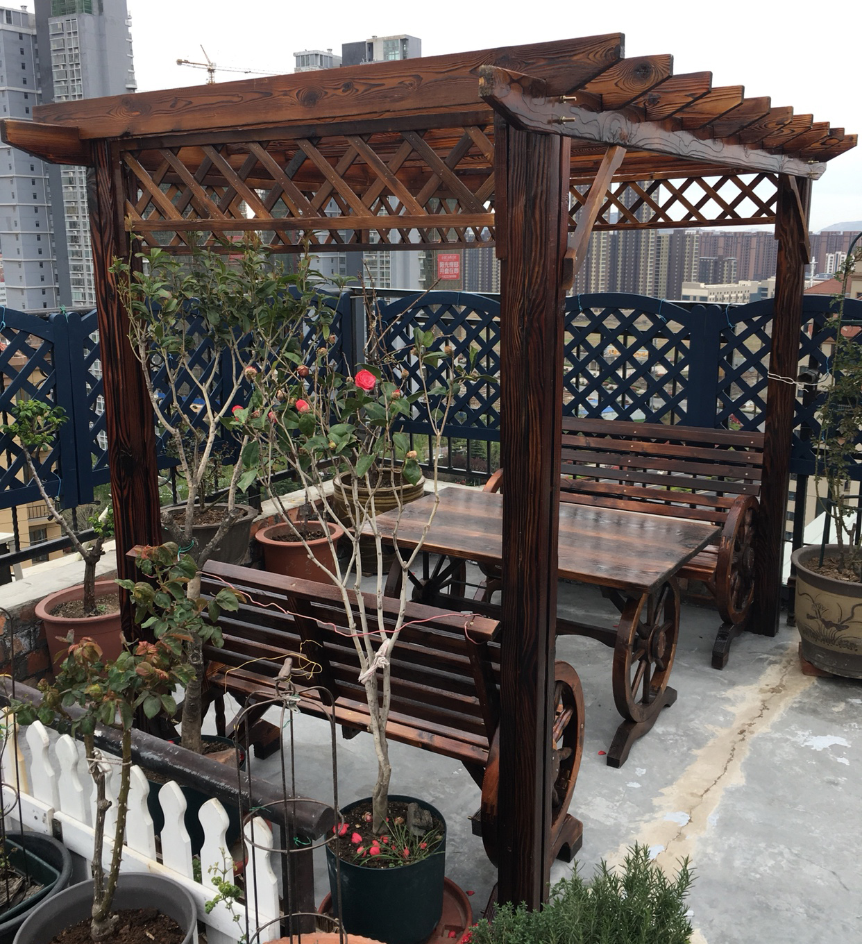 Factory Direct Wooden Pavilion Wood Preservative Vine Flower