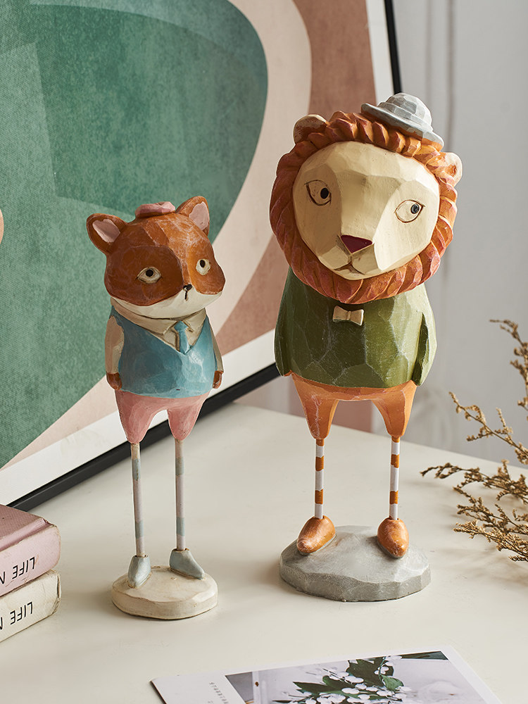 Nordic ins creative cute lion small ornaments Home living room wine cabinet desk office computer desktop decorations