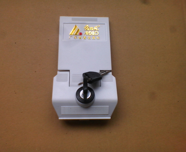 Aidele 982 khóa đuôi xe máy 8601 ổ khóa ổ khóa tấm khóa khóa chuỗi 982 bộ khóa - Xe gắn máy phía sau hộp cốp đựng đồ xe máy