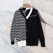 Shangxiu Yuan Yuan Womens Fat MM Fashion Sweater Color Strip V - collar Splicing Knitted in Fall 2022