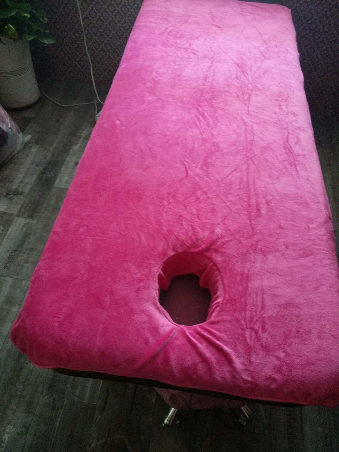 Beauty salon bath towel massage bed special large towel massage physiotherapy body bed open hole cotton super soft linen