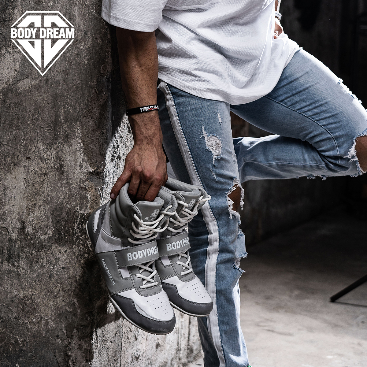 BD bodybuilding station high-tube cowhide gray-white protective squat shoes fitness weightlifting sports training shoes bodybuilding protective gear men