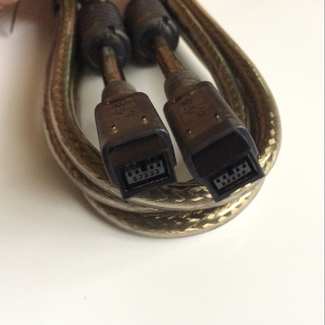 Brand new 1394B turn 1394B line 9 for 9-pin 1394B data line Double-screen anti-interference function 1394B line