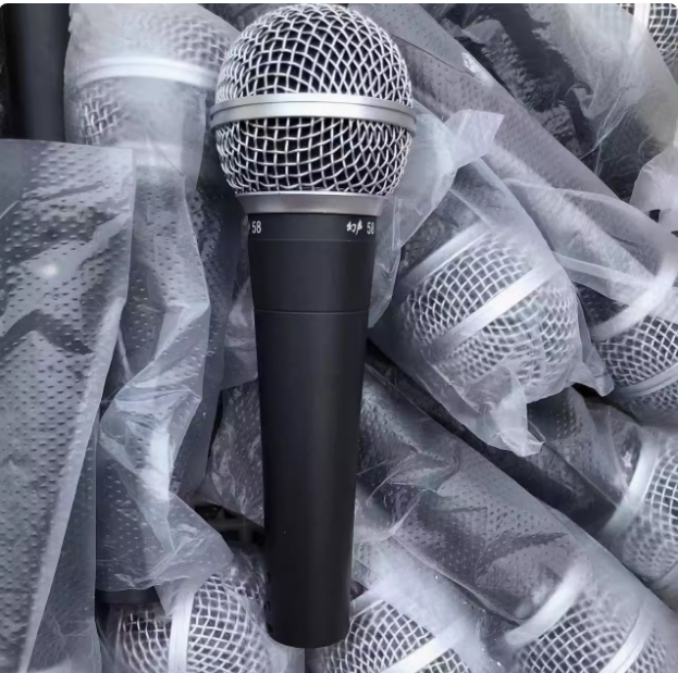 Fantasy Sound Sm58 Wired Dynamic Microphone with Anti-Interference and Noise Reduction Ai Voice-Changing Feature, Dedicated Microphone for Singing and Gaming
