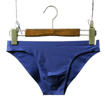 Mens seamless one-piece briefs ice silk low-waist translucent lightweight seamless quick-drying breathable shorts