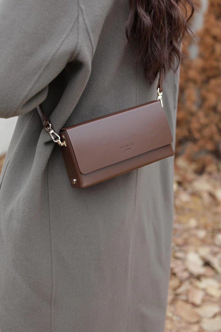 Genuine Leather Women's Bag 2025 New Niche Design Chain Phone Bag Fashionable High-Quality Cowhide Mini Crossbody Bag