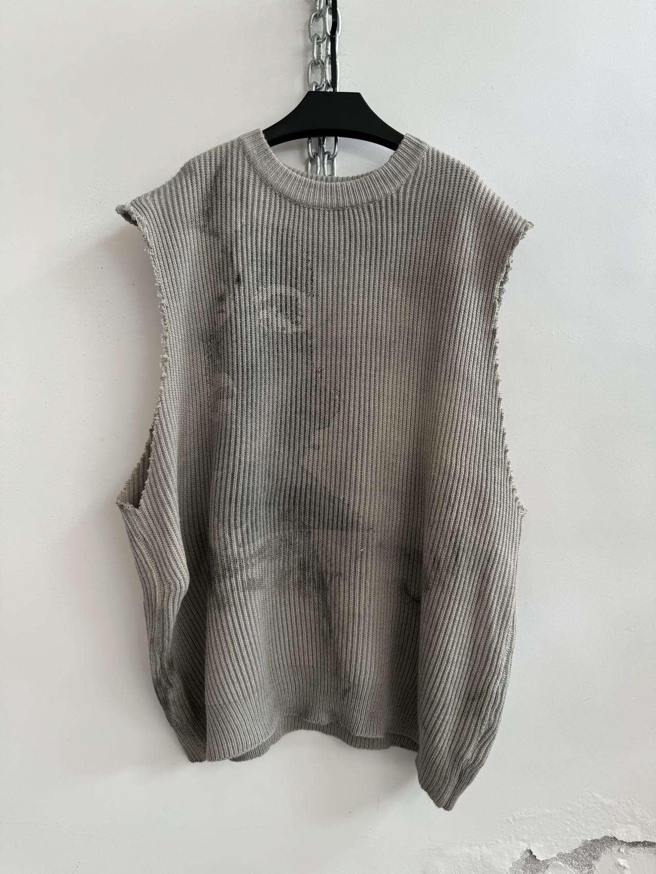 Hell System Official 23Aw Autum Distressed Printed Reverse