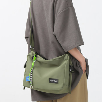 Casual crossbody bag lightweight trendy shoulder bag