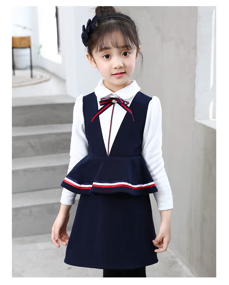 Ngôi sao nhí lấp lánh cho bé gái mùa thu đông mùa thu tay áo dài cộng với váy nhung dày công chúa váy mùa đông đại học mới váy elsa cho bé