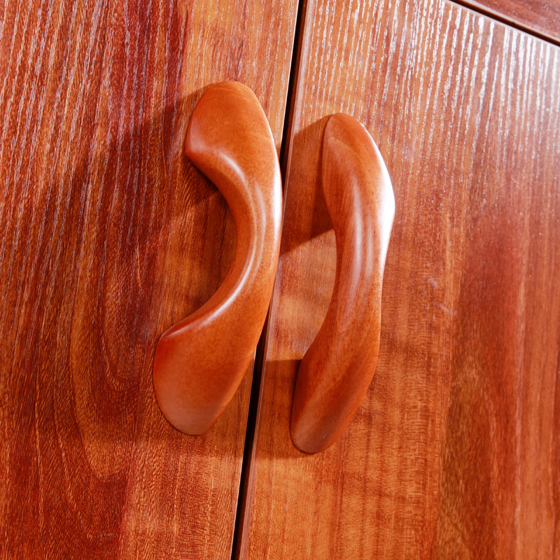 �¹���ڽ�ľ������ʵľЬ��M06