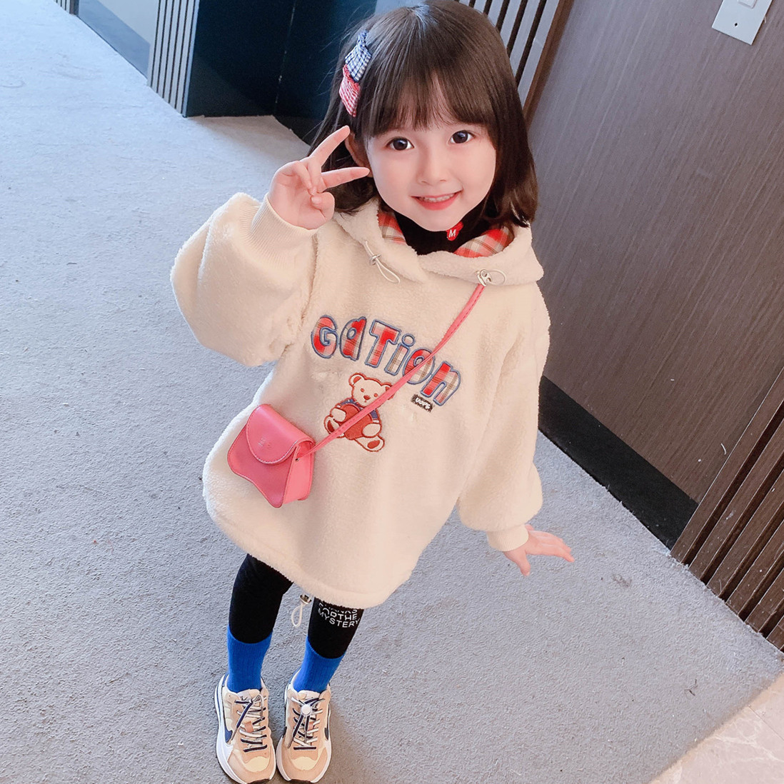 Girls autumn winter hoot sweatshirt 2022 new plus - and - long edition girls dress children dress