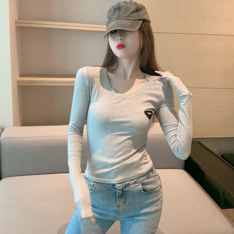Grey long sleeve T-shirt woman 2022 Spring autumn new round collar short for the undershirt blouses in the navel