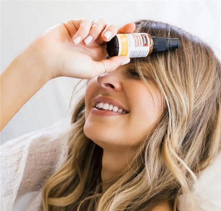 Mua Serum dưỡng da mặt Thụy Sĩ Swisse Blood Orange để làm sáng tông màu da và cải thiện độ xỉn serum lebelage