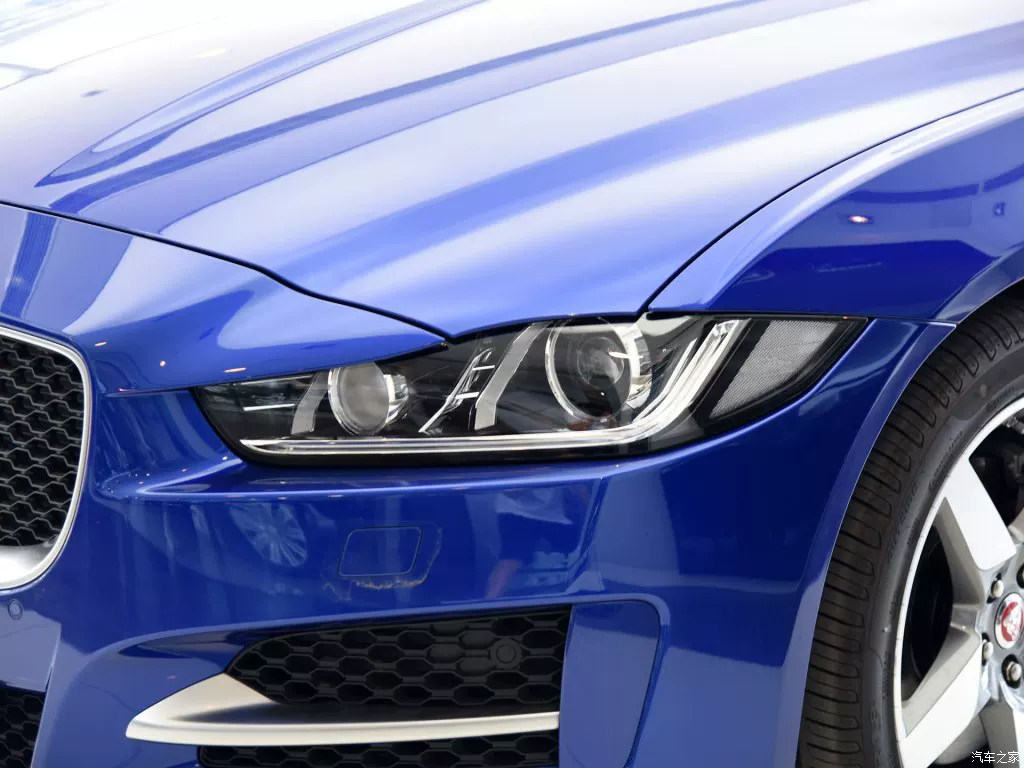Подходящая для Jaguar XE 15 16 17 18 19 настольная/журнальная лампа? (лампа абажур) для жилой комнаты"