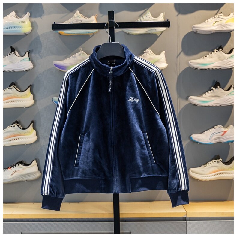Li-Ning Knitted Hoodless Sweatshirt for Women 2026 Spring Velvet Sports Jacket Loose Stand Collar Cardigan Jacket Awdw160 Li-Ning Knitted Hoodless Sweatshirt for Women 2026 Spring Velvet Sports Jacket Loose Stand Collar Cardigan Jacket Awdw160