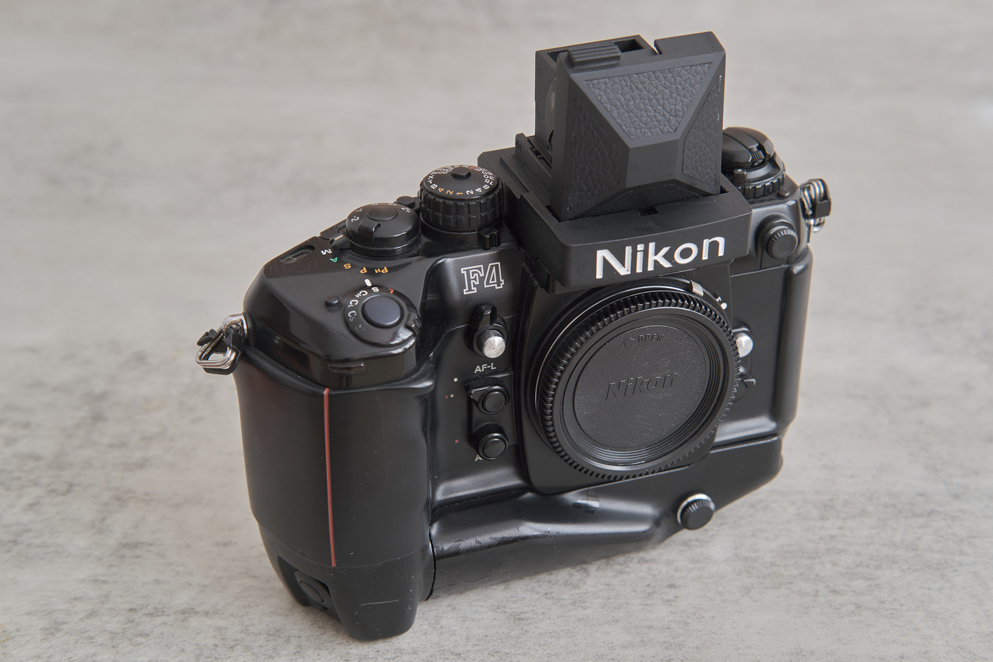 Nikon f4 waist-level viewfinder dw-20 dw20 alternative: a retro
