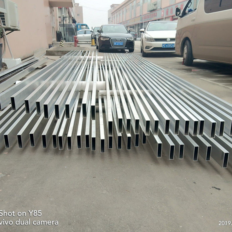 Aluminum square tube thin wall 6063 aluminum alloy square aluminum square suspension ceiling oxidation national aluminum extrusion material