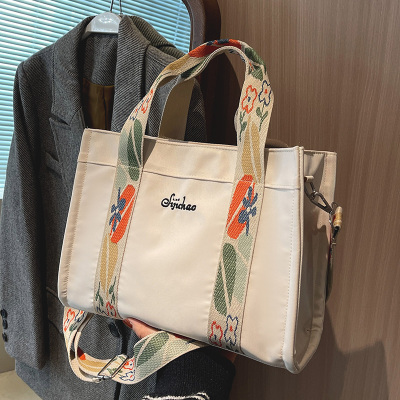 休闲轻便大容量通勤包时尚宽带单肩斜挎包