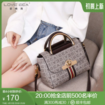 Bag Packs Women Kits 2021 New Packs Women Autumn Winter Fashion 100 Hitch-Lading Shoulder Bag Lady Commuter Skew Satchel Wave