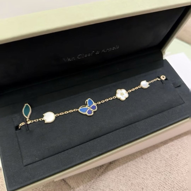 Vca Van Cleef & Arpels Lucky Spring Series Lucky Four-Leaf Clover Five-Flower Bracelet 18K Gold Gold Color