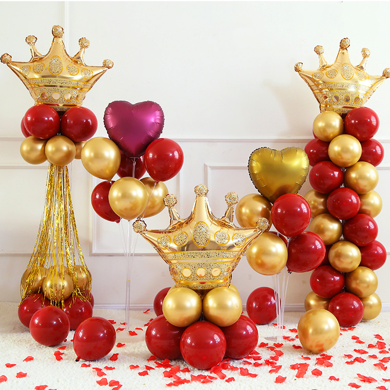 One-year-old balloon decoration wedding celebration scene with metal balloon transparent bracket shopping mall column pomegranate red