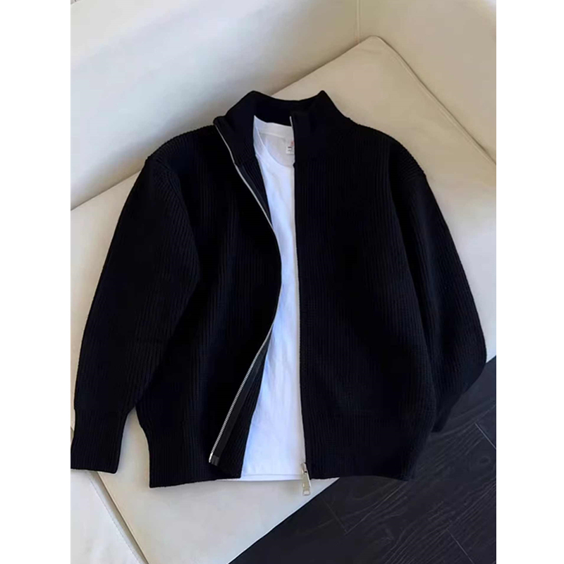 Pure Black Double-Zip Stand-Up Collar Sweater for Men, Autumn High-End Cardigan Knitwear, Cleanfit Couple's Jacket Pure Black Double-Zip Stand-Up Collar Sweater for Men, Autumn High-End Cardigan Knitwear, Cleanfit Couple's Jacket