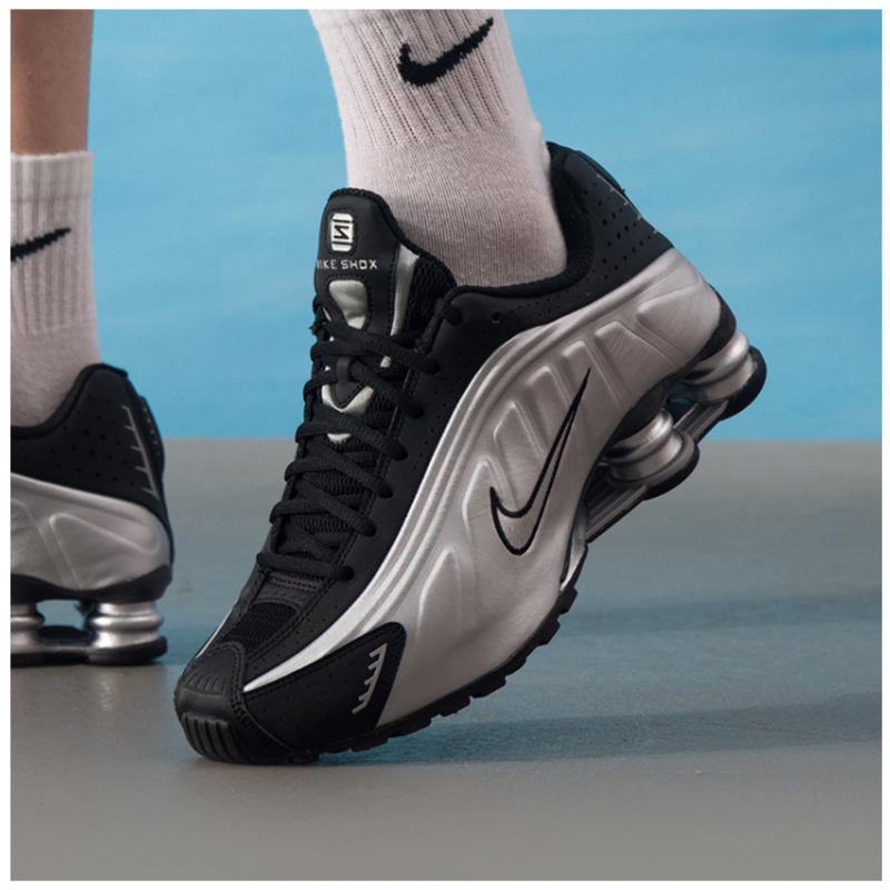 Nike Shox R4 Air Column Spring Air Cushion Non-Slip Wear-Resistant Comfortable Shock-Absorbing Rebound Support Casual Shoes