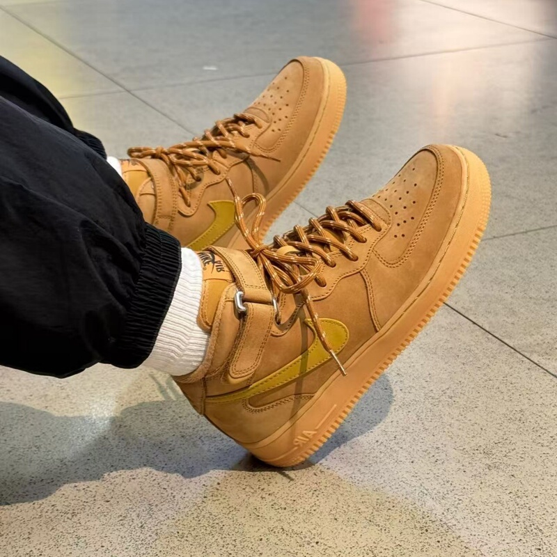 Nike Air Force 1 Air Force One Lightweight Men's and Women's Fashionable Sports and Leisure Sneakers Nike Air Force 1 Air Force One Lightweight Men's and Women's Fashionable Sports and Leisure Sneakers