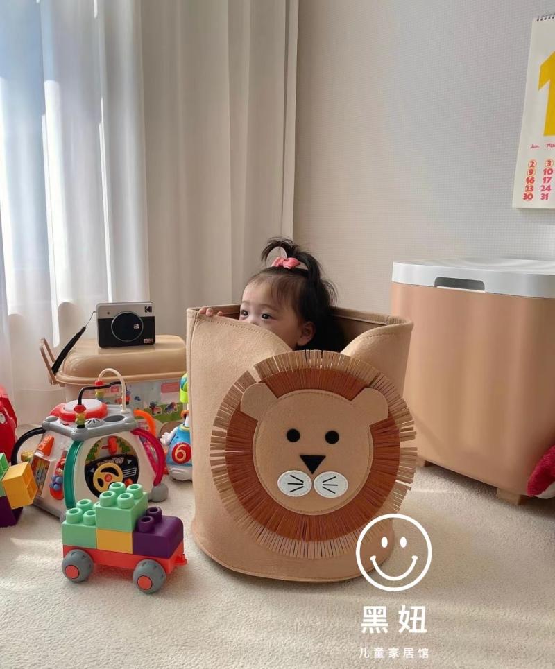 Korean in cartoon contains basket of lion elephant children's toys can wash and thick felt basket