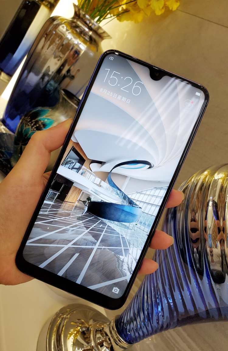 Sản phẩm mới 20197,5 inch màn hình thả nước bộ nhớ lớn 4G full Netcom dual card kép chờ siêu mỏng điện thoại thông minh di động - Điện thoại di động giá điện thoại iphone 6s plus