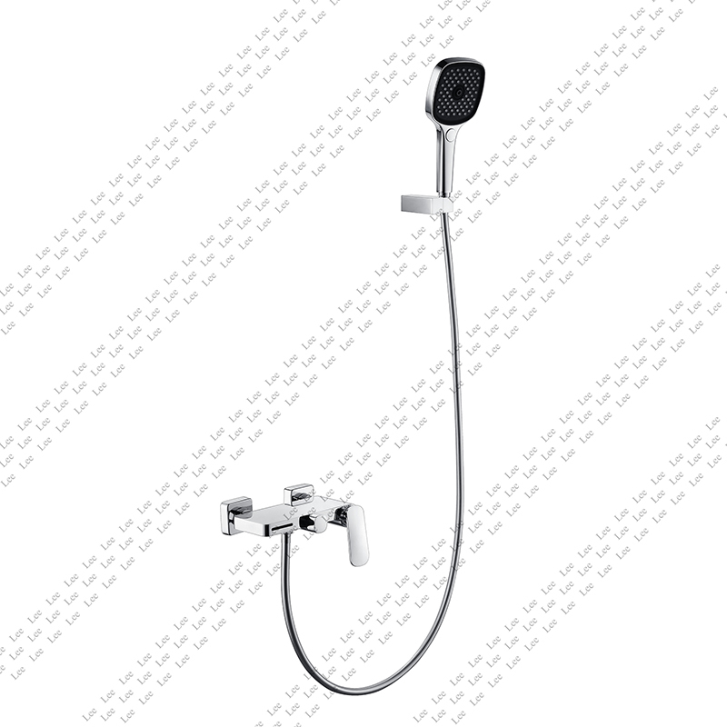 Simple Bathtub Shower Faucet with Pressurized Handheld