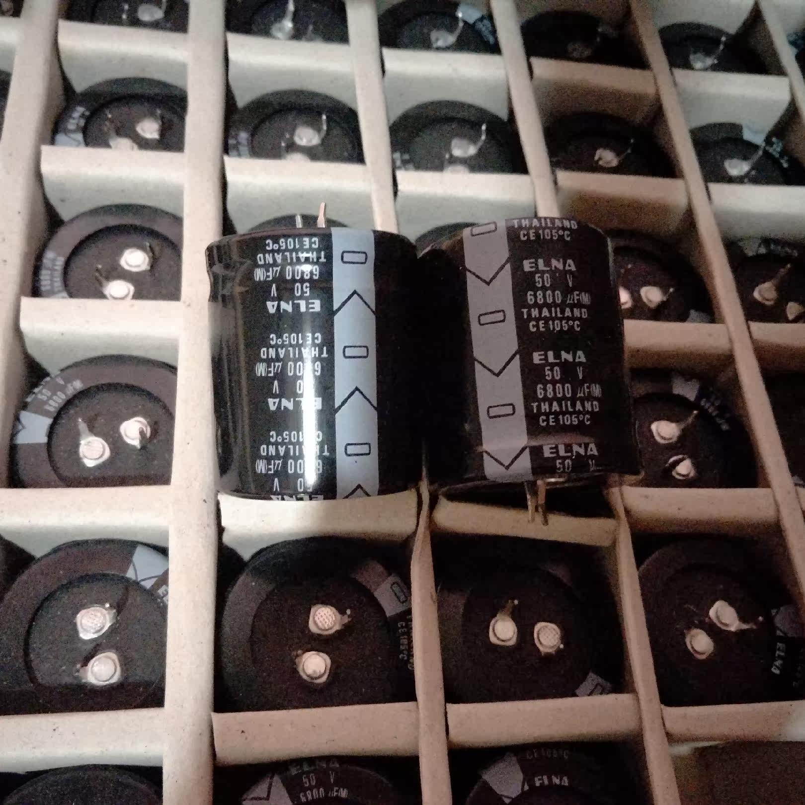 ELNA electrolytic capacitor 50v6800uf 35x40 105 degrees Japan Ina CE series brand new original dress-Taobao