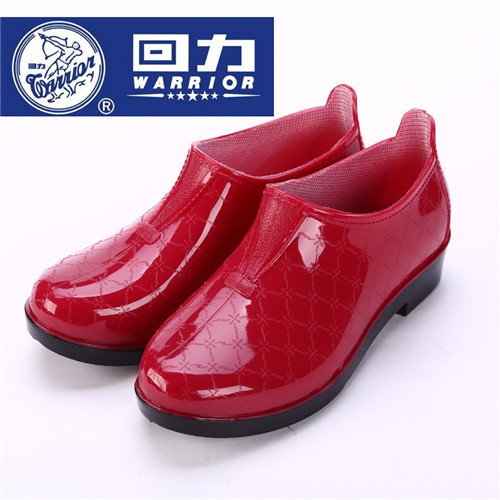 Authentic mới kéo trở lại thấp để giúp thoải mái đi mưa giày ống thấp nam và nữ giày không thấm nước mưa giày nam và nữ mẫu giày trượt giày nhựa đi mưa
