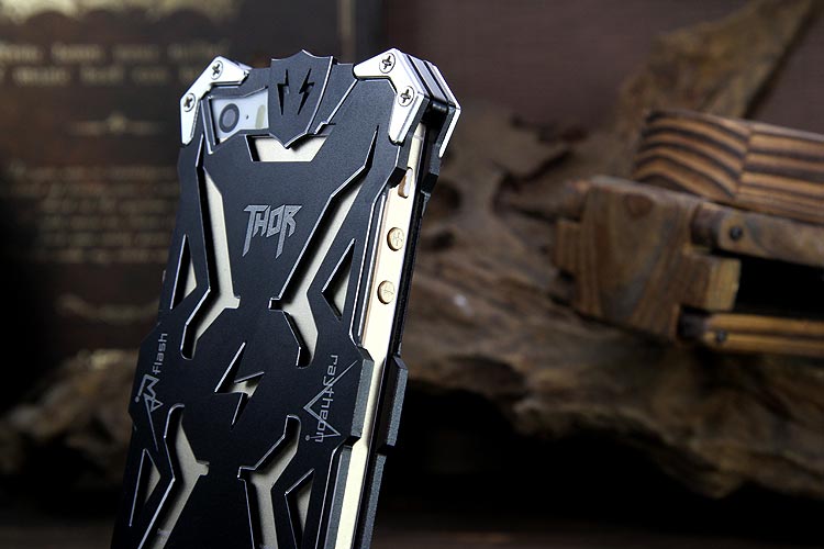 SIMON THOR Aviation Aluminum Alloy Shockproof Armor Metal Case Cover for Apple iPhone 5S/5C/5/SE