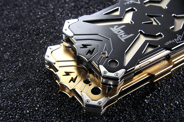 SIMON THOR Aviation Aluminum Alloy Shockproof Armor Metal Case Cover for Apple iPhone  7 Plus & iPhone 7