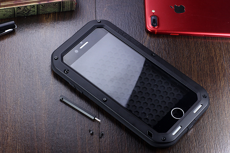 LOVE MEI Powerful Water Resistant Shockproof Dust/Dirt/Snow Proof Aluminum Metal Outdoor Gorilla Glass Heavy Duty Case Cover for Apple iPhone 7 Plus & iPhone 7