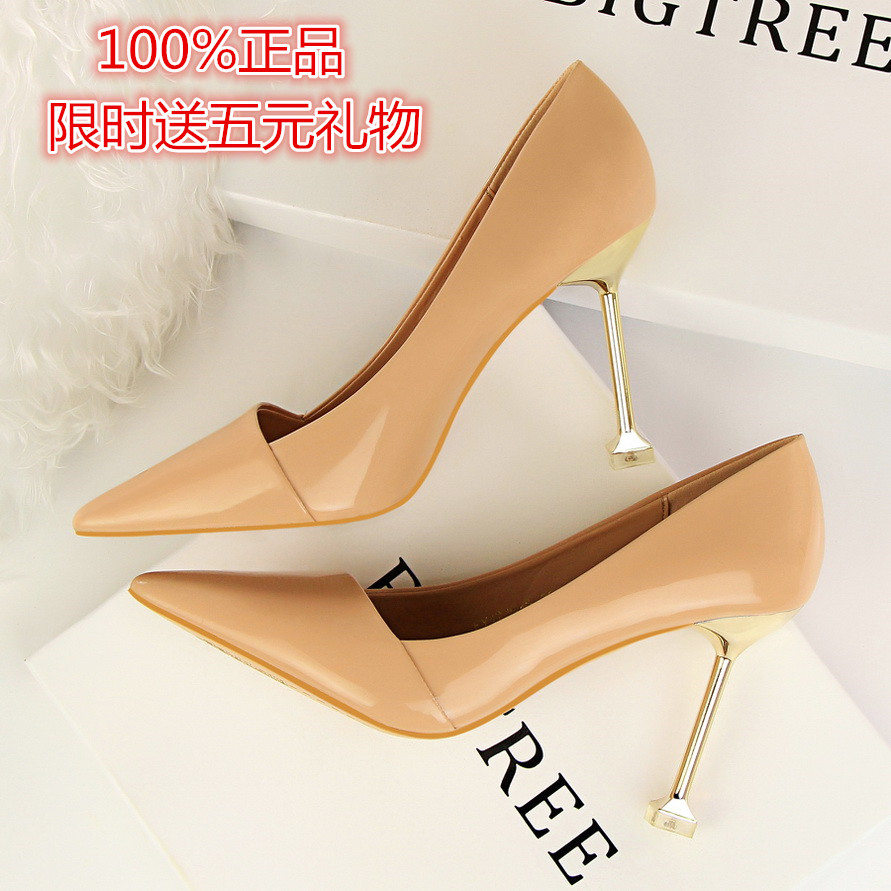 Single 2022 new eighteen-year-old high-heeled shoes girls stiletto white Korean version stitching wild sexy goddess shoes