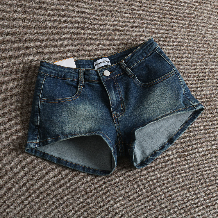 Hip-Enhancing and Butt-Lifting, Super Leg-Lengthening, European and American Retro Elastic Slim-Fit Low-Waist Denim Shorts for Women