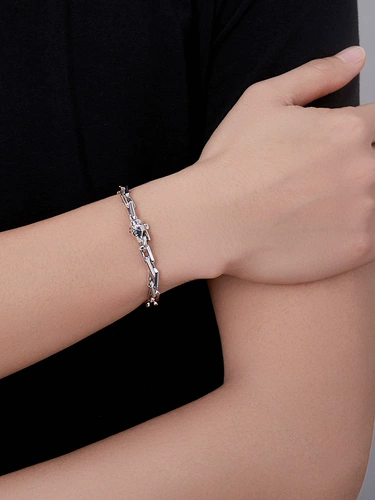 Платиновый браслет, платиновое ювелирное украшение, платина 950 пробы, простой и элегантный дизайн, подарок на день рождения