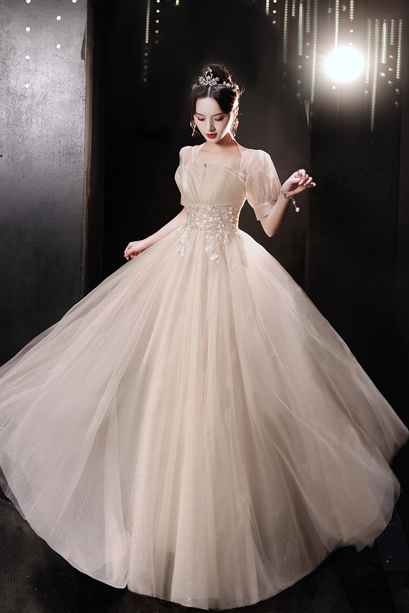  Customized without refusing (note that the size of the dress is small, consult the customer service to check the size)+Long, champagne color   + $3.15 