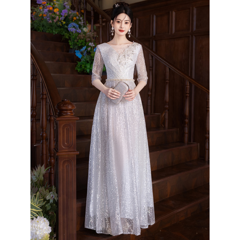 High-End Evening Dress for Women, Elegant and Sophisticated for Banquets, Annual Meetings, Hostess Dresses, Light Luxury, Niche, Mid-Sleeve, V-Neck